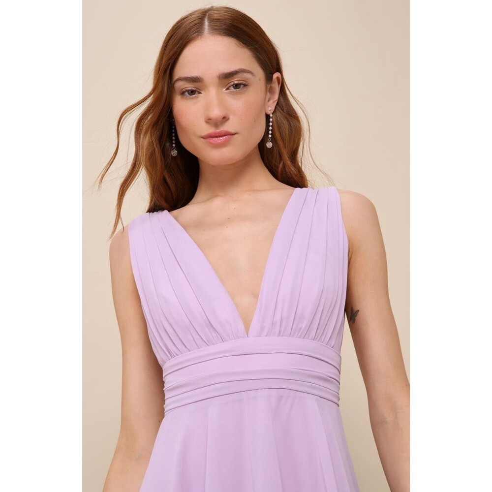 Lilac Tiered V-Neck Maxi Dress - Picture 4 of 11